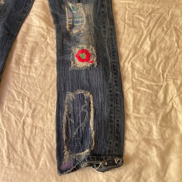 Embroidered patchwork jeans - Picture 3 of 6